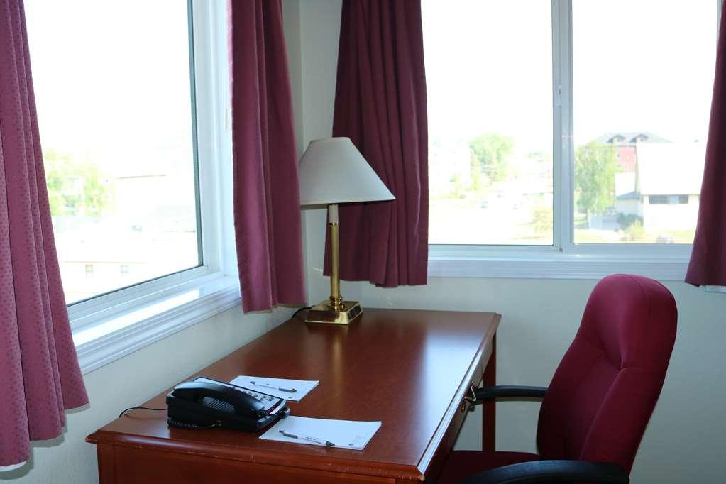 Nomad Hotel & Suites Fort Mcmurray Rum bild