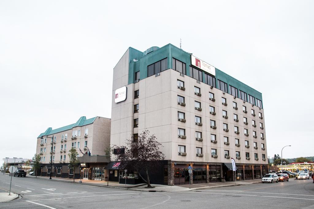 Nomad Hotel & Suites Fort Mcmurray Exteriör bild